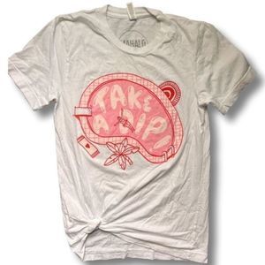 Mahalo Babes 'Take a Dip' T Shirt Size XS‎